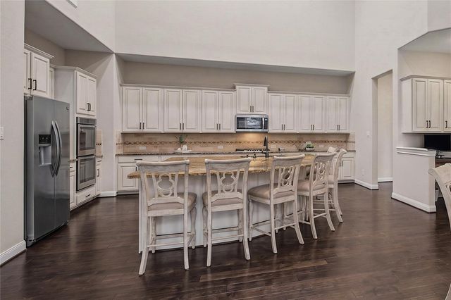 13718 Nubenbrook Lake Drive, Houston, TX 77044