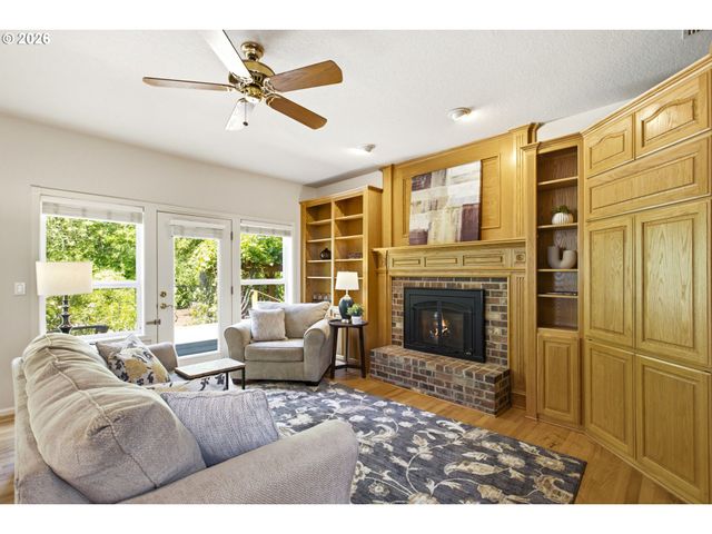 19180 Nw NORTHSHORE Ct, Portland, OR 97229