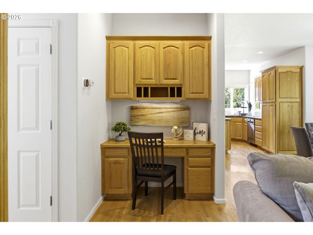 19180 Nw NORTHSHORE Ct, Portland, OR 97229