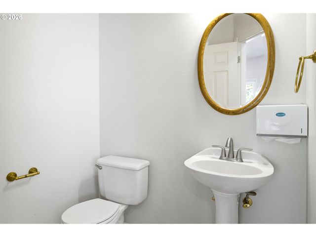 19180 Nw NORTHSHORE Ct, Portland, OR 97229