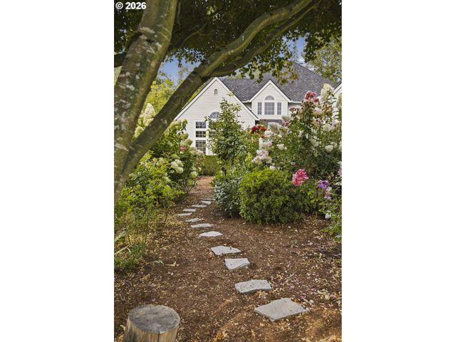 19180 Nw NORTHSHORE Ct, Portland, OR 97229
