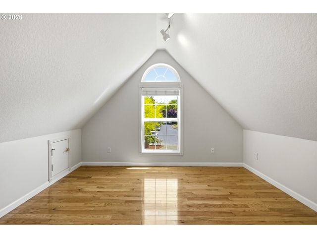 19180 Nw NORTHSHORE Ct, Portland, OR 97229