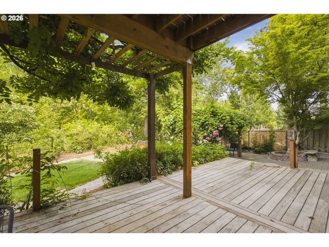 19180 Nw NORTHSHORE Ct, Portland, OR 97229