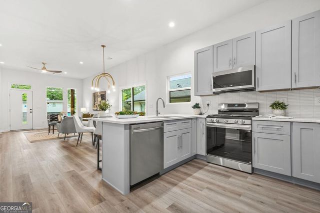 1223 Oakland Drive SW, Atlanta, GA 30310