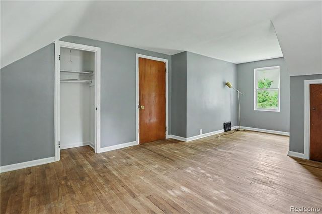5388 Davison Road, Lapeer, MI 48446