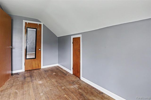 5388 Davison Road, Lapeer, MI 48446