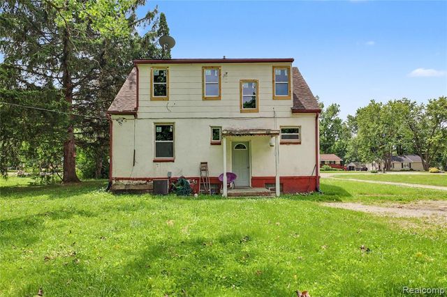 5388 Davison Road, Lapeer, MI 48446