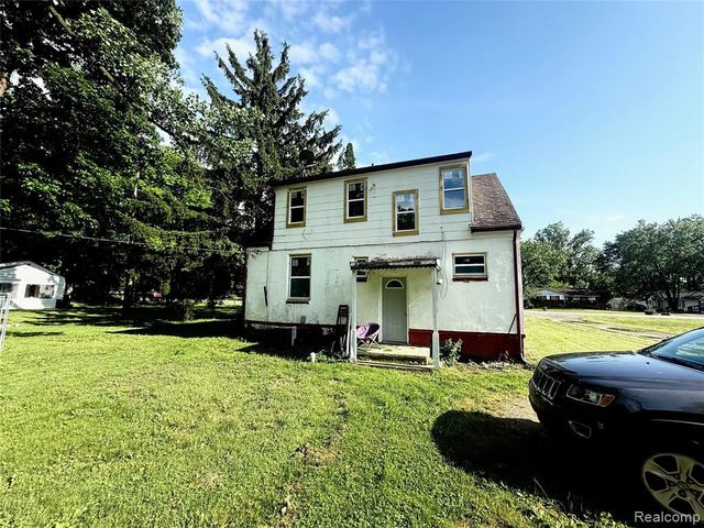 5388 Davison Road, Lapeer, MI 48446