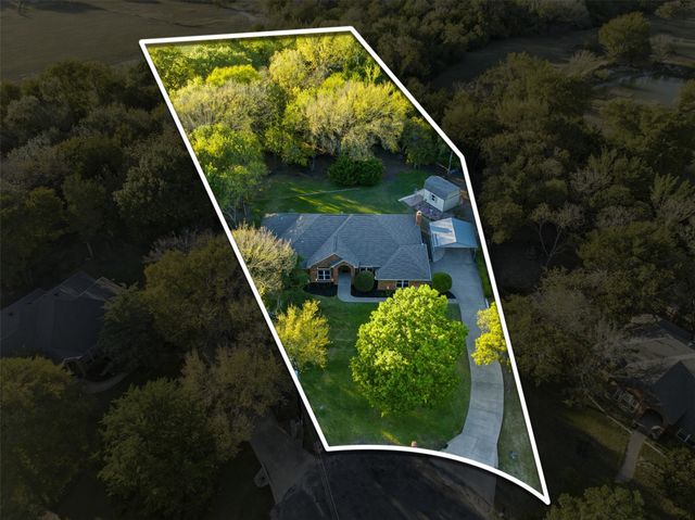 1195 E Sharpshire Court, Waxahachie, TX 75165