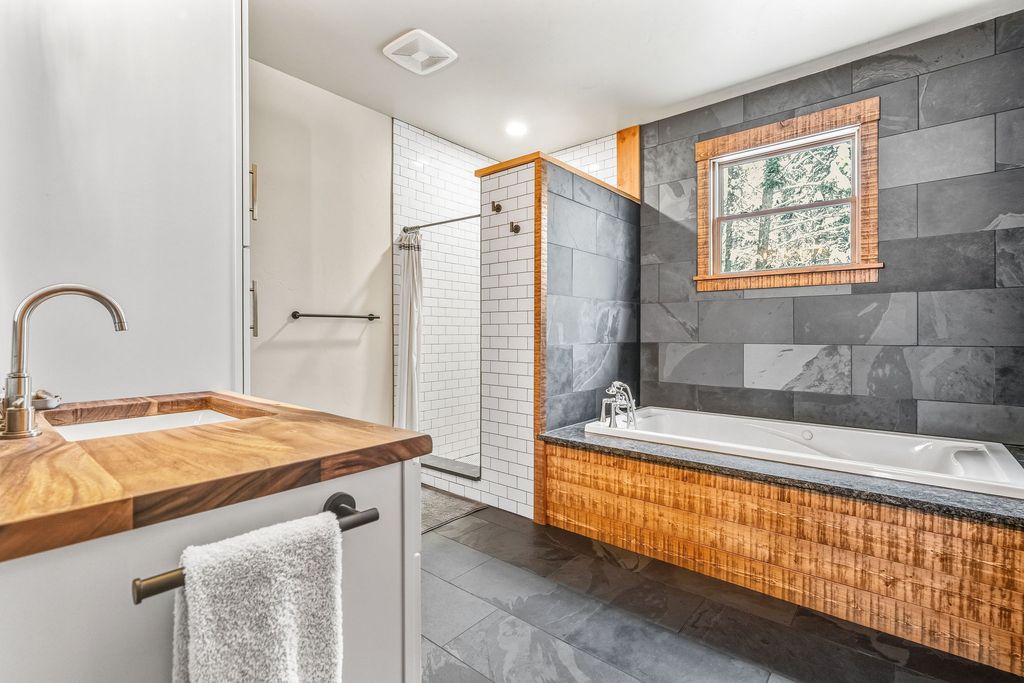 221 Belterra Lane, Bigfork, MT 59911 photo 38