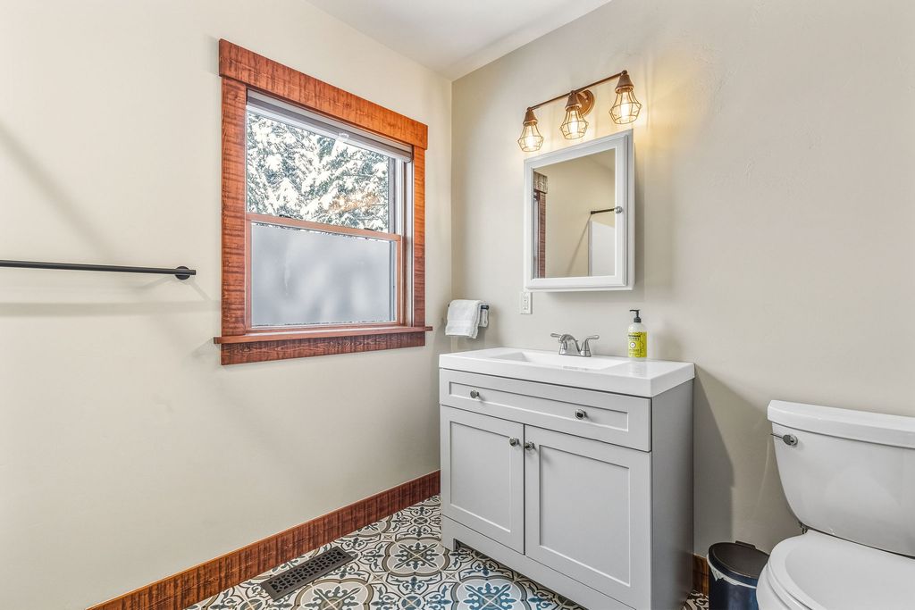 221 Belterra Lane, Bigfork, MT 59911 photo 43