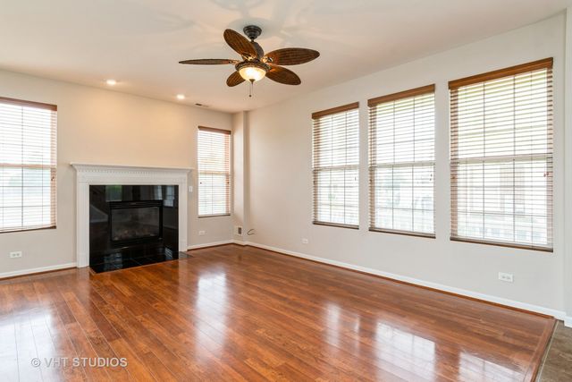 1028 HERON Circle 1028, Joliet, IL 60431