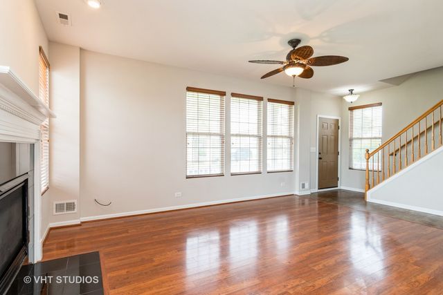 1028 HERON Circle 1028, Joliet, IL 60431