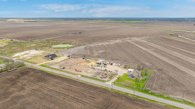 1151 County Road 394, Hutto, TX 78634