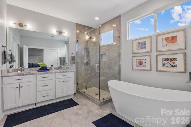 621 Campus Street, Charlotte, NC 28216