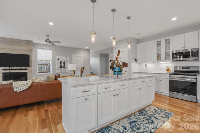 621 Campus Street, Charlotte, NC 28216