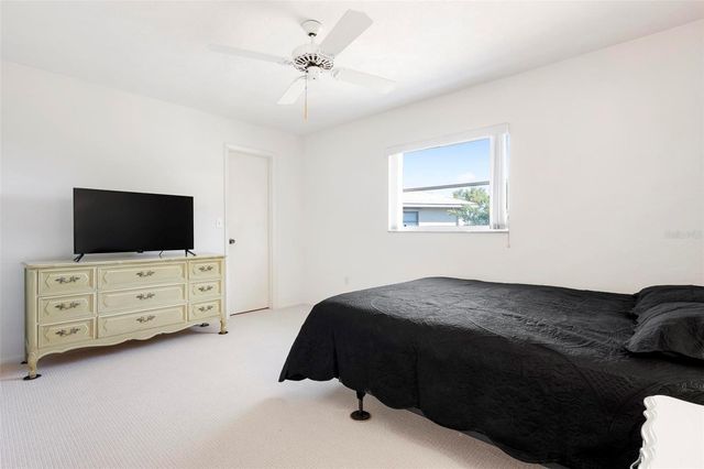 980 N DORAL LANE, Venice, FL 34293