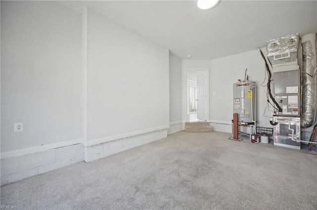 102 Pelican CV, Newport News, VA 23608
