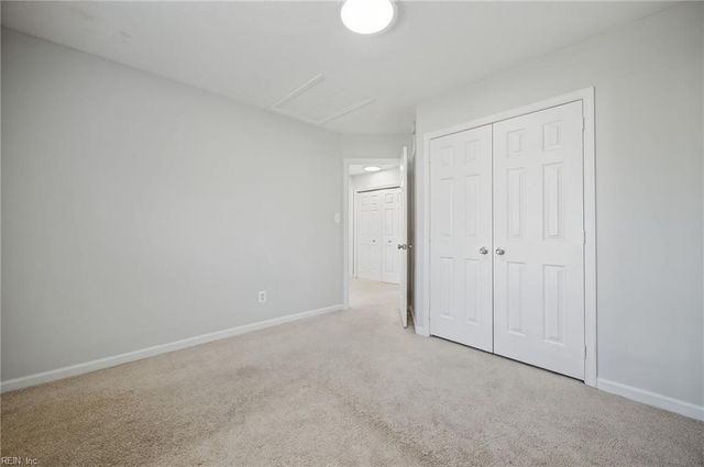 102 Pelican CV, Newport News, VA 23608
