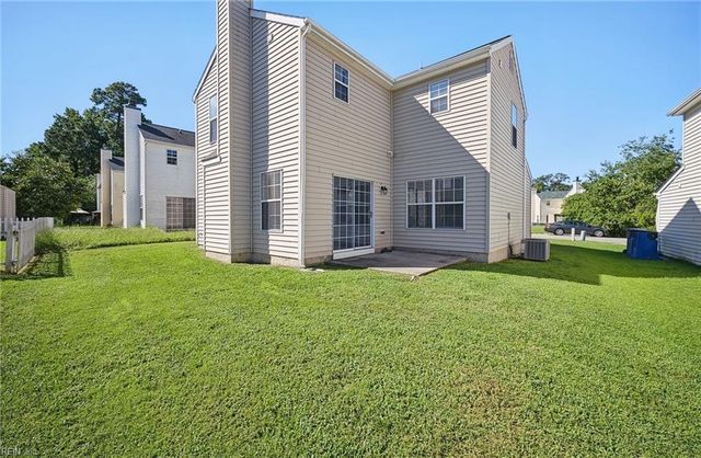 102 Pelican CV, Newport News, VA 23608