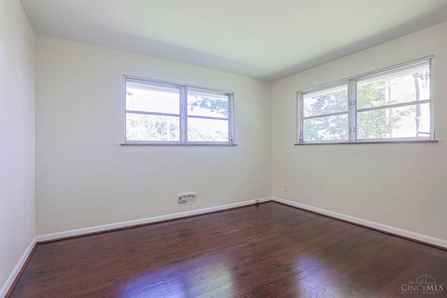 543 Compton Road, Wyoming, OH 45231