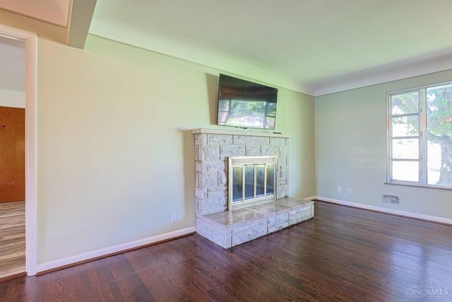 543 Compton Road, Wyoming, OH 45231