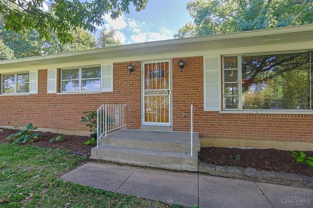 543 Compton Road, Wyoming, OH 45231