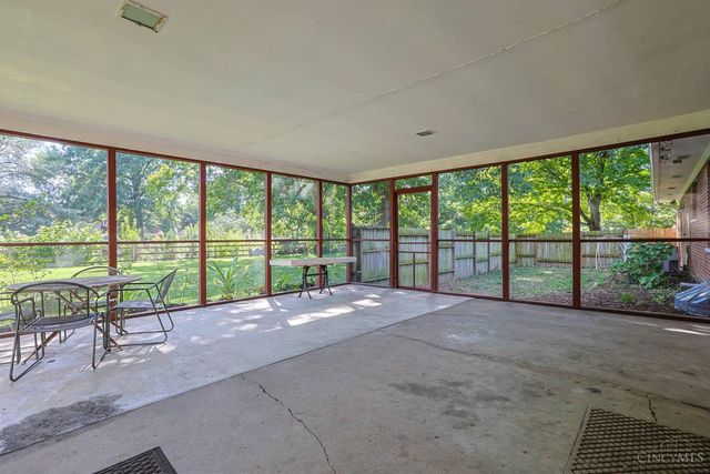 543 Compton Road, Wyoming, OH 45231