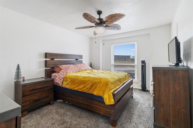 7600 Emmett F Lowry Expressway 1102, Texas City, TX 77591