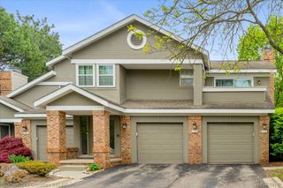 6651 Hearthside Court, West Bloomfield Charter Township, MI 48322