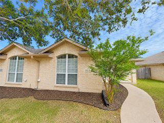 903 Crepe Myrtle, College Station, TX 77845