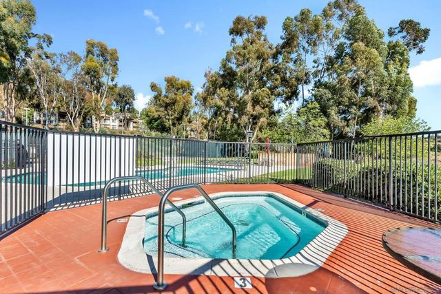 11233 Tierrasanta Blvd 30, San Diego, CA 92124