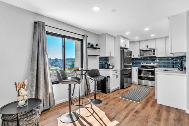 11233 Tierrasanta Blvd 30, San Diego, CA 92124