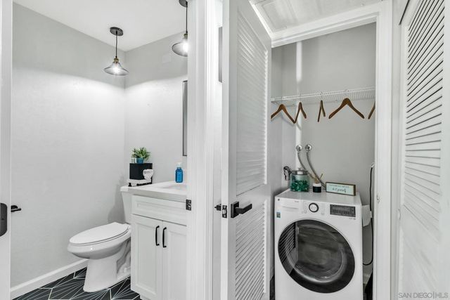 11233 Tierrasanta Blvd 30, San Diego, CA 92124