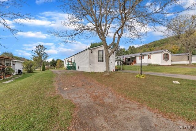 39 Green Valley Estates, Great Valley, NY 14741