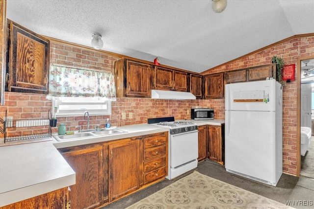 39 Green Valley Estates, Great Valley, NY 14741