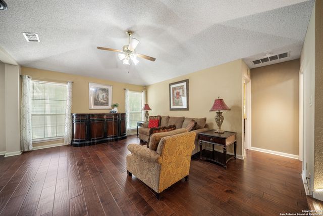 4707 Aspen, San Antonio, TX 78217