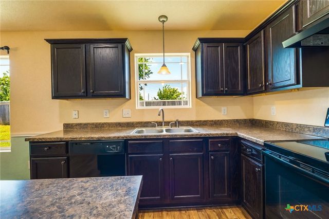 839 Liberty Park Drive, Belton, TX 76513
