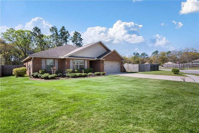 8367 Calgary Drive S, Mobile, AL 36695