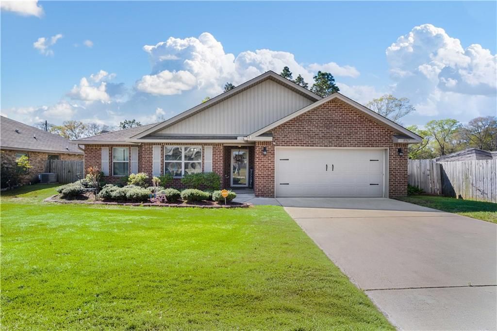 8367 Calgary Drive S, Mobile, AL 36695