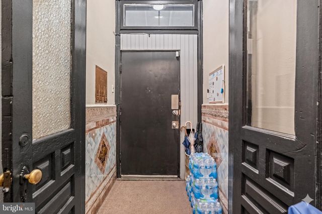 4125 WOODLAND AVE, Philadelphia, PA 19104