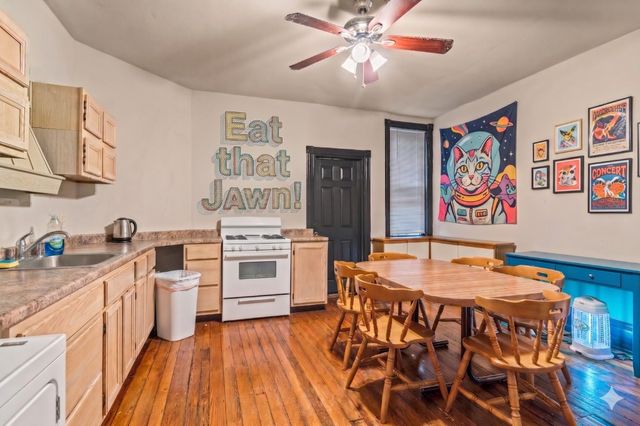 4125 WOODLAND AVE, Philadelphia, PA 19104