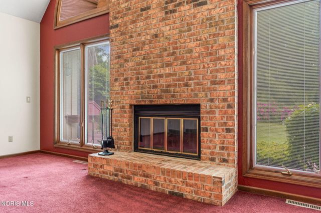 5303 Spring Creek Lane, Sylvania, OH 43560