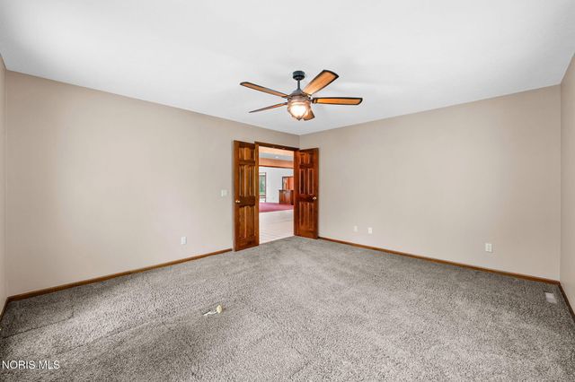 5303 Spring Creek Lane, Sylvania, OH 43560
