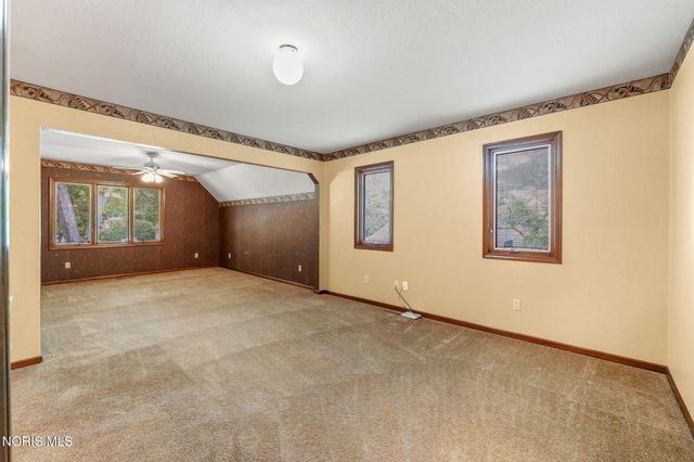 5303 Spring Creek Lane, Sylvania, OH 43560