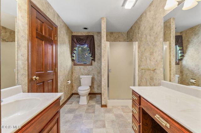 5303 Spring Creek Lane, Sylvania, OH 43560