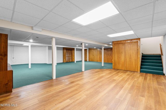 5303 Spring Creek Lane, Sylvania, OH 43560
