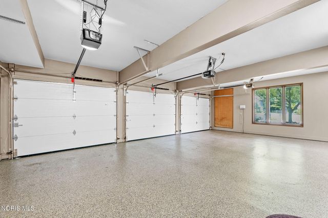 5303 Spring Creek Lane, Sylvania, OH 43560