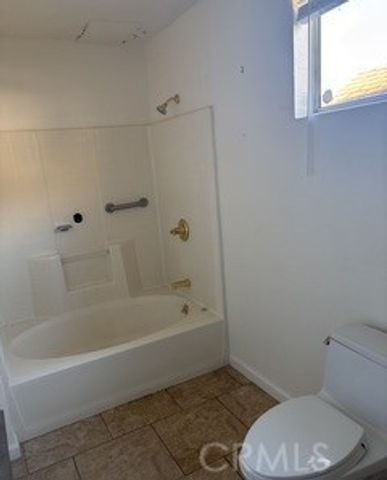 7762 Cora, Lucerne, CA 95458