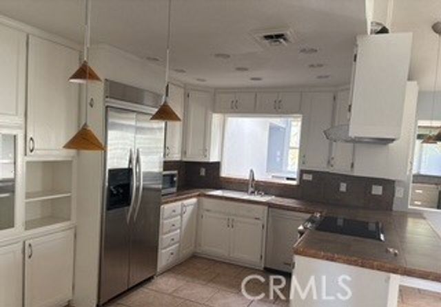 7762 Cora, Lucerne, CA 95458